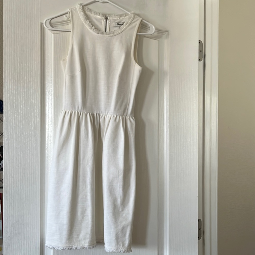 Madewell, white dress, never been worn before, xxs